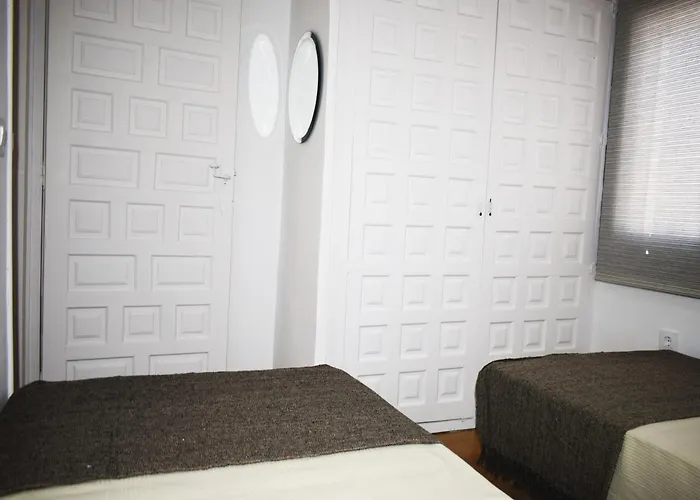 Villa Anacasa Bacalla Les Marines Ch3400 *