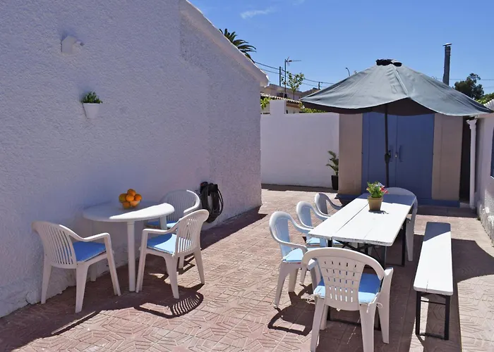 Villa Anacasa Bacalla Les Marines Ch3400 *