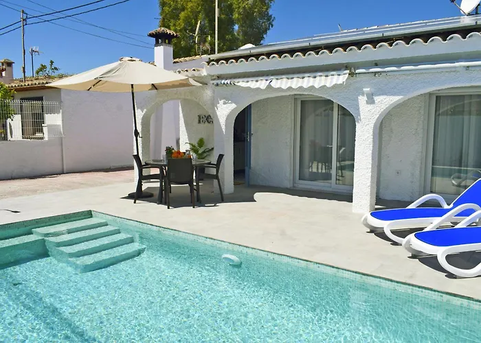 Villa Anacasa Bacalla Les Marines Ch3400 *