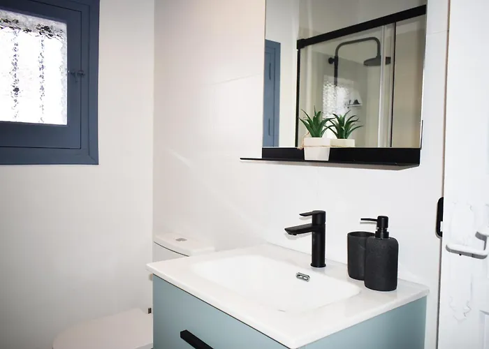 فيلة Anacasa Bacalla Les Marines Ch3400 *